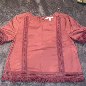 Francesca’s fringe edged top